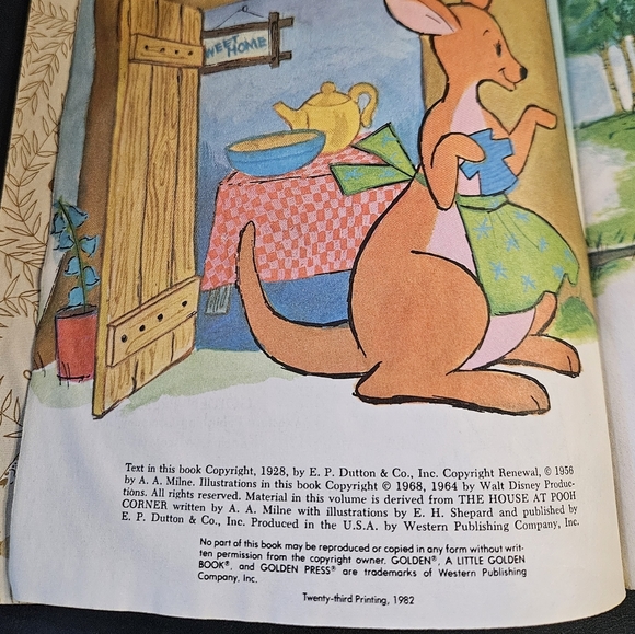 Walt Disney's Winnie-the-Pooh and Tigger Vintage Hardcover Book - Picture 4 of 4